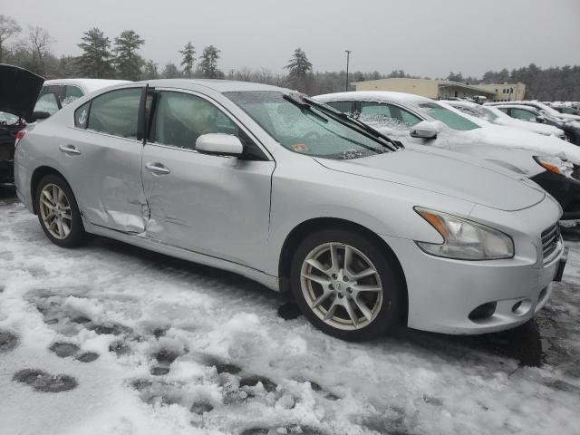 1N4AA5AP3AC862516 - 2017 NISSAN MAXIMA S SILVER photo 4