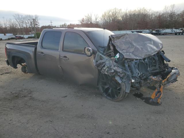 2GCEK13Y371675833 - 2007 CHEVROLET SILVERADO K1500 CREW CAB CHARCOAL photo 4