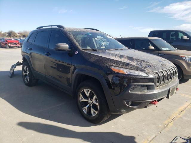 1C4PJMBS0GW142373 - 2016 JEEP CHEROKEE TRAILHAWK BLACK photo 4