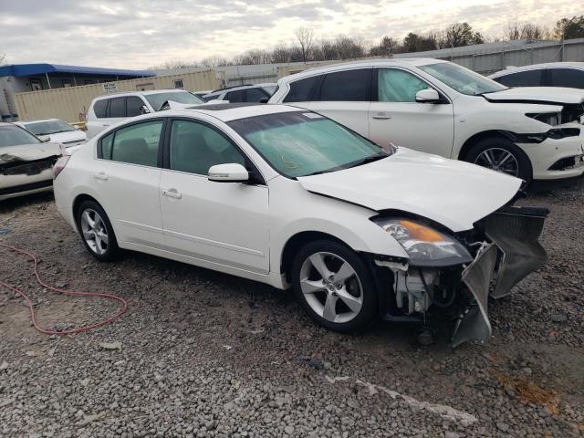 1N4BL21E18C135445 - 2008 NISSAN ALTIMA 3.5SE WHITE photo 4