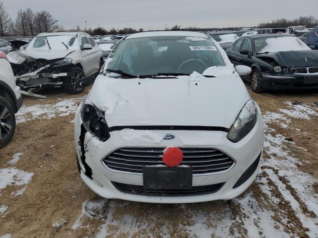 3FADP4BJ6EM125217 - 2014 FORD FIESTA SE WHITE photo 5