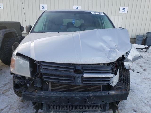 2D4RN4DE8AR475153 - 2010 DODGE GRAND CARA SE SILVER photo 5