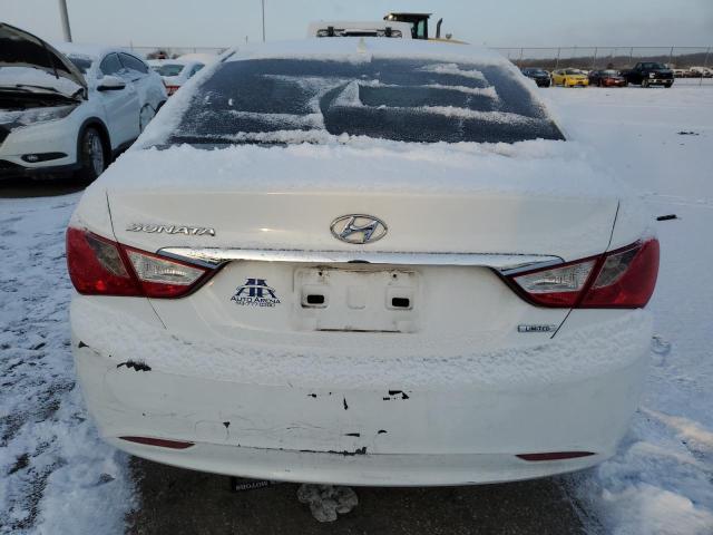 5NPEC4AC5DH562854 - 2013 HYUNDAI SONATA SE WHITE photo 6