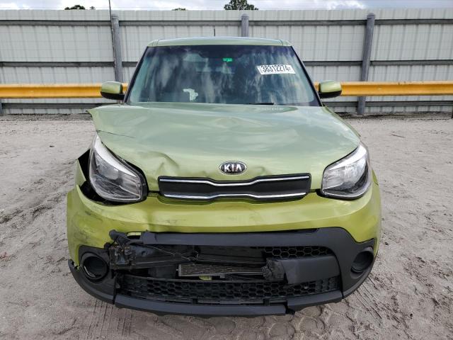 KNDJN2A20J7901900 - 2018 KIA SOUL GREEN photo 5