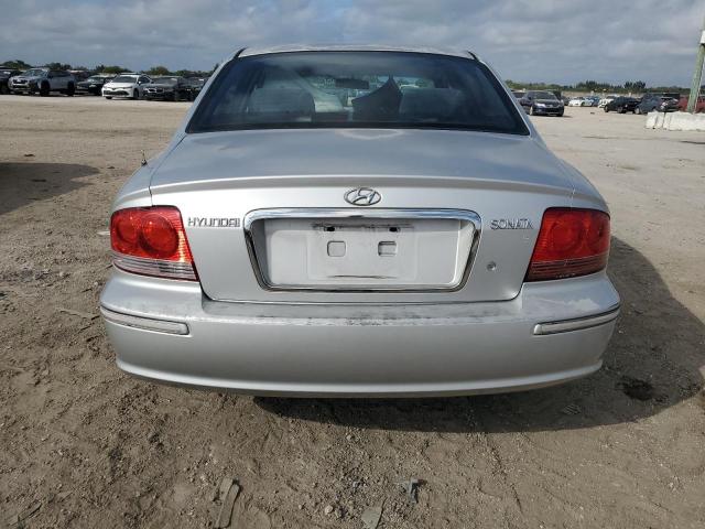 KMHWF35H33A896457 - 2003 HYUNDAI SONATA GLS SILVER photo 6