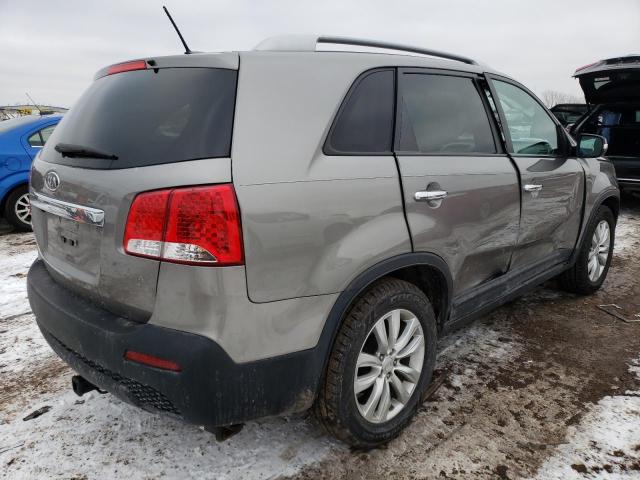 5XYKT4A2XBG155238 - 2011 KIA SORENTO BASE GRAY photo 3