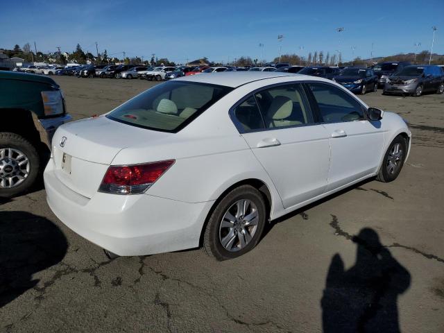 1HGCP2F48AA108166 - 2010 HONDA ACCORD LXP WHITE photo 3