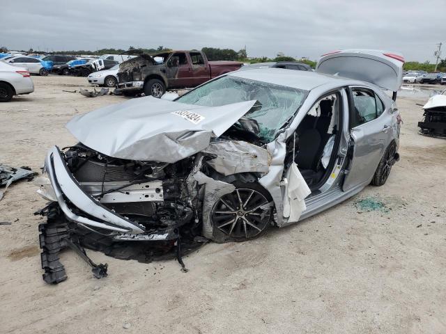 4T1G11AK6PU778013 - 2023 TOYOTA CAMRY SE NIGHT SHADE SILVER photo 1