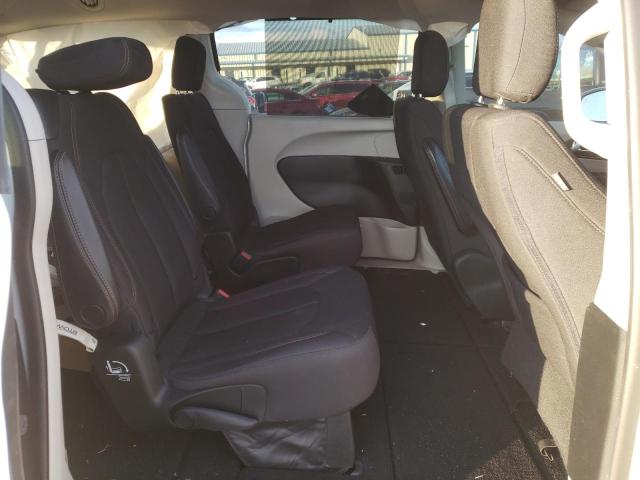 2C4RC1FG2JR235841 - 2018 CHRYSLER PACIFICA TOURING PLUS WHITE photo 11