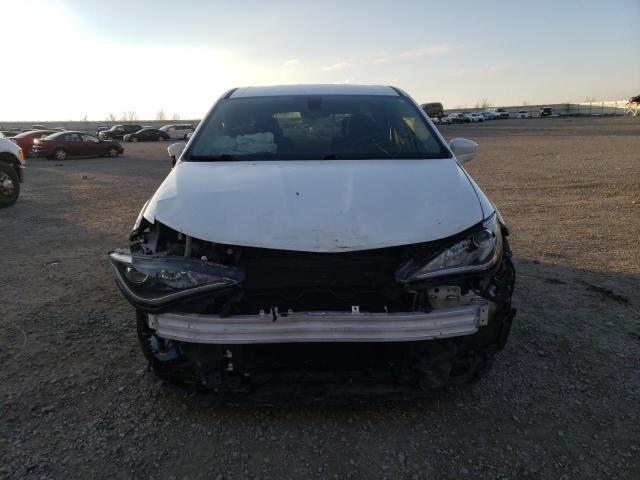 2C4RC1FG2JR235841 - 2018 CHRYSLER PACIFICA TOURING PLUS WHITE photo 5