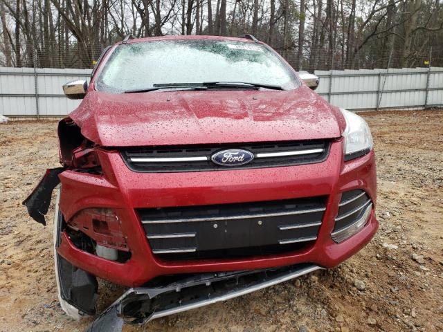 1FMCU0G7XGUB66223 - 2016 FORD ESCAPE SE RED photo 5