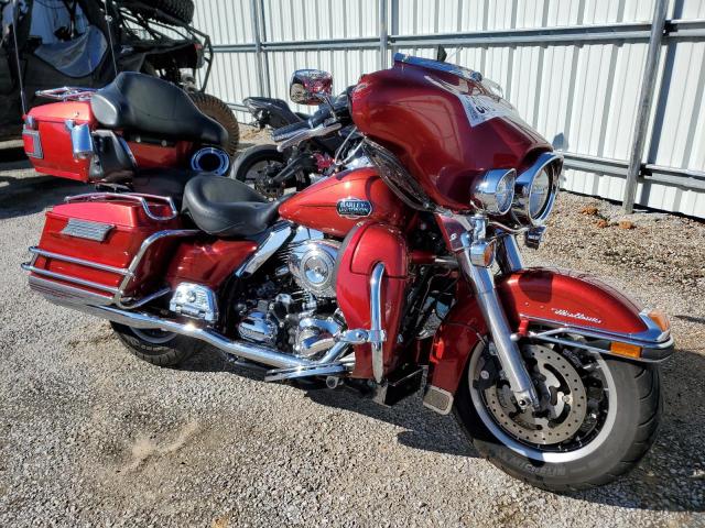1HD1FC4188Y635132 - 2008 HARLEY-DAVIDSON FLHTCUI 红色 照片 1