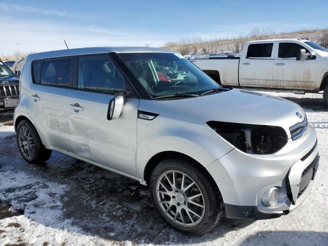 KNDJP3A50K7000523 - 2019 KIA SOUL + SILVER photo 4