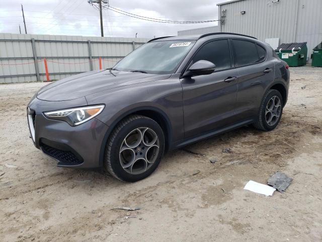 ZASFAKPN6J7B76930 - 2018 ALFA ROMEO STELVIO SPORT Grau Foto 1