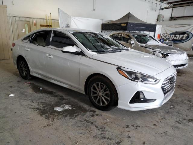 5NPE24AF9KH730554 - 2019 HYUNDAI SONATA SE WHITE photo 4