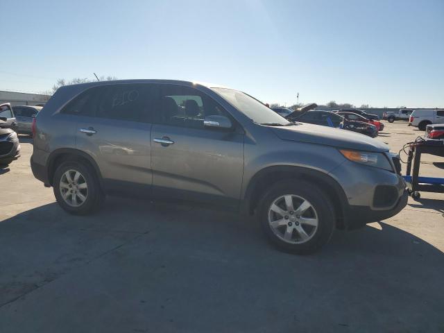 5XYKT3A19DG358965 - 2013 KIA SORENTO LX GRAY photo 4