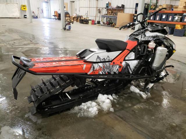 2BPSCXNC6NV000021 - 2022 SKI DOO SUMMIT 600 WHITE photo 4