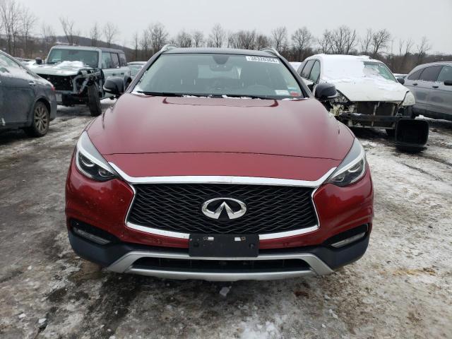 SJKCH5CR0JA047258 - 2018 INFINITI QX30 BASE RED photo 5