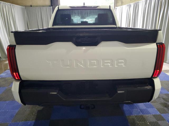 5TFLA5AB2NX001818 - 2022 TOYOTA TUNDRA CREWMAX SR WHITE photo 6