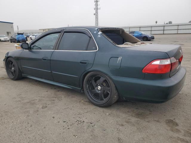 1HGCG5549XA146324 - 1999 HONDA ACCORD LX GREEN photo 2