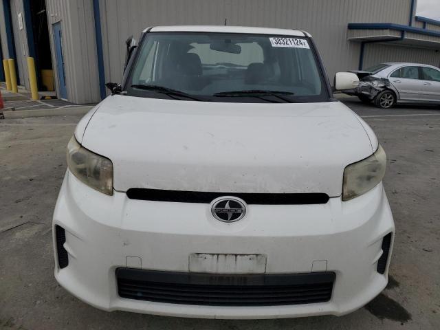 JTLZE4FE8B1133996 - 2011 TOYOTA SCION XB WHITE photo 5