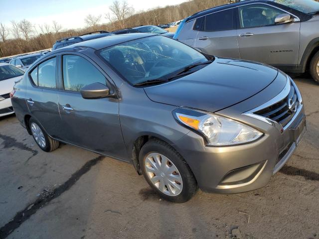 3N1CN7AP3HL859636 - 2017 NISSAN VERSA S GRAY photo 4