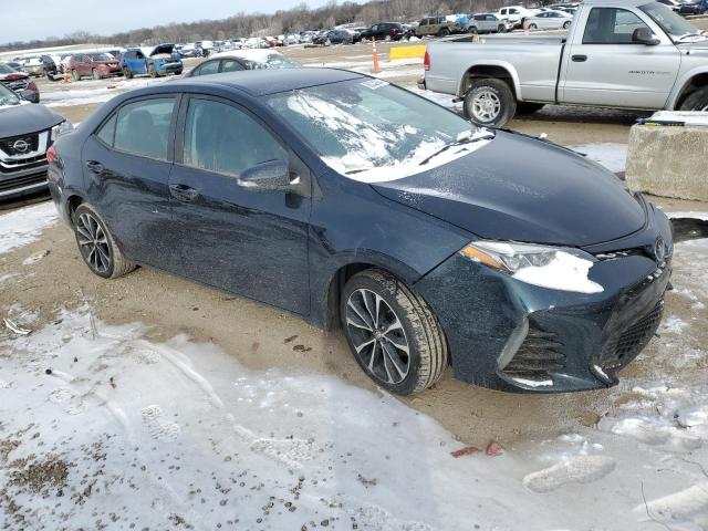 2T1BURHE6HC759318 - 2017 TOYOTA COROLLA L BLUE photo 4