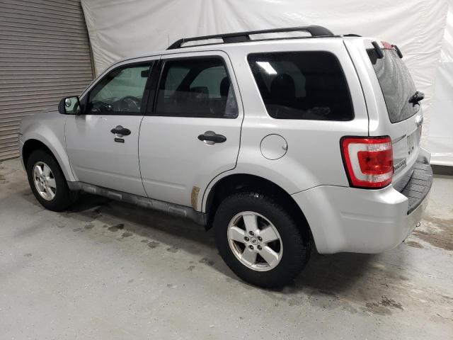 1FMCU0DG9AKA10794 - 2010 FORD ESCAPE XLT SILVER photo 2