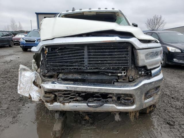 3C63R3ML8LG242003 - 2020 RAM 3500 LARAMIE WHITE photo 5