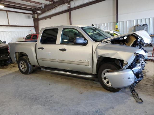 3GCPCREA9BG253215 - 2011 CHEVROLET SILVERADO C1500  LS SILVER photo 4