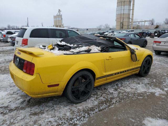 1ZVFT85H955209405 - 2005 FORD MUSTANG GT YELLOW photo 3
