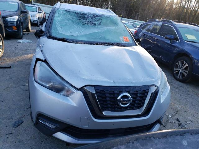 3N1CP5DV3LL482016 - 2020 NISSAN KICKS SR SILVER photo 5