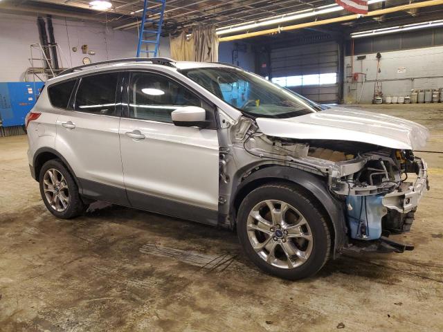 1FMCU0G96EUA99957 - 2014 FORD ESCAPE SE GRAY photo 4