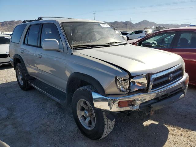 JT3GN86R9W0066676 - 1998 TOYOTA 4RUNNER SR5 SILVER photo 4