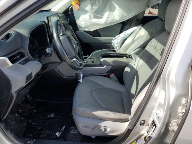 5TDGZRAH2MS516456 - 2021 TOYOTA HIGHLANDER XLE SILVER photo 7