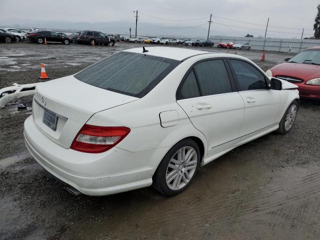 WDDGF54X59R080055 - 2009 MERCEDES-BENZ C 300 WHITE photo 3