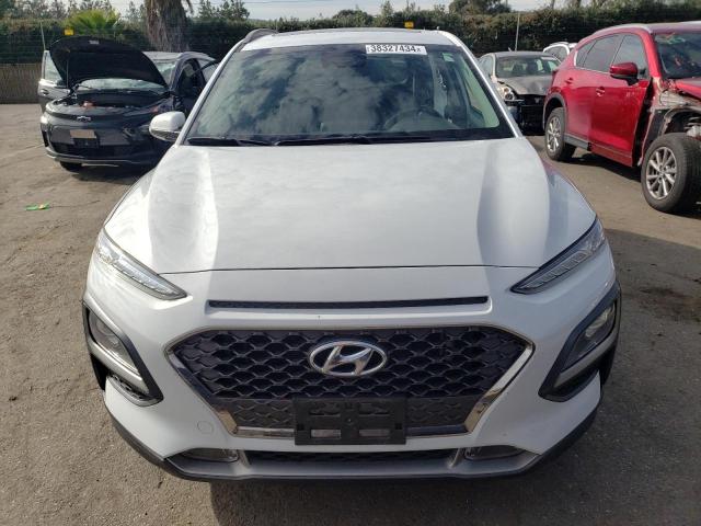 KM8K33A58KU216889 - 2019 HYUNDAI KONA LIMITED WHITE photo 5