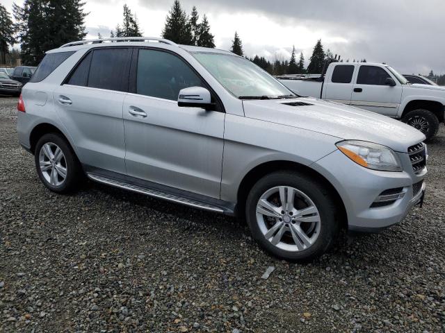 4JGDA5HB8FA503114 - 2015 MERCEDES-BENZ ML 350 4MATIC SILVER photo 4