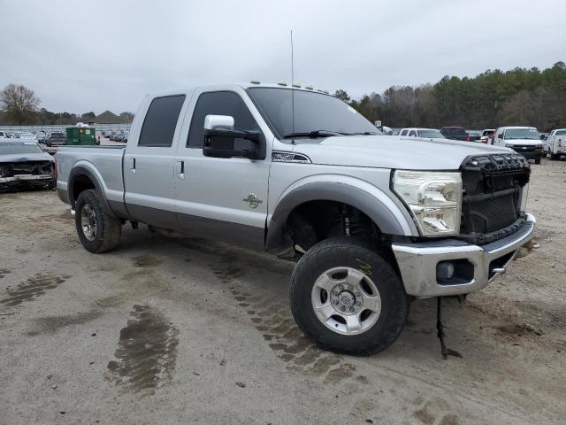 1FT7W2BT8CEC85229 - 2012 FORD F250 SUPER DUTY WHITE photo 4