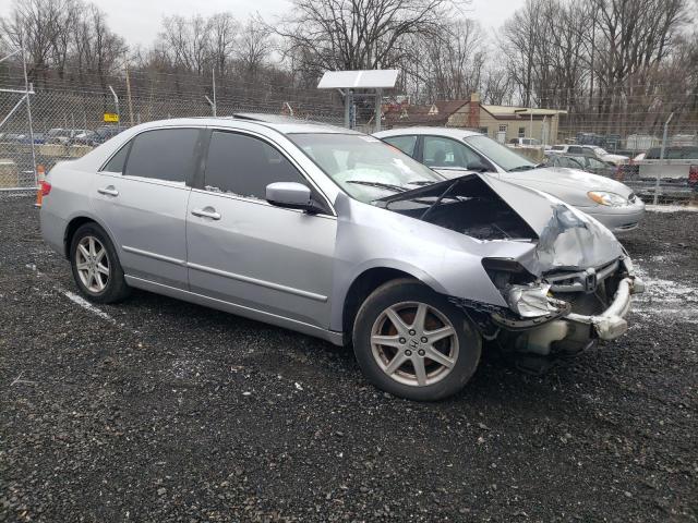 1HGCM66825A034767 - 2005 HONDA ACCORD EX SILVER photo 4