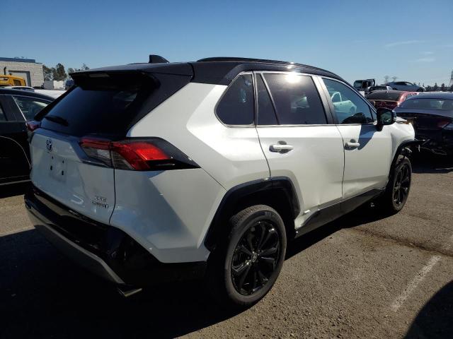 4T3E6RFV0NU087672 - 2022 TOYOTA RAV4 XSE WHITE photo 3