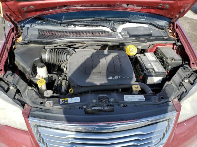 2C4RC1CG8DR798384 - 2013 CHRYSLER TOWN & COU TOURING L RED photo 12
