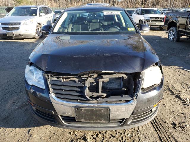 WVWJM7AN8AP031792 - 2010 VOLKSWAGEN PASSAT KOMFORT BLACK photo 5