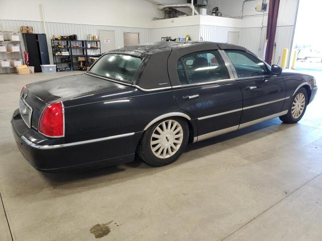1LNHM81W64Y688534 - 2004 LINCOLN TOWN CAR EXECUTIVE BLACK photo 3