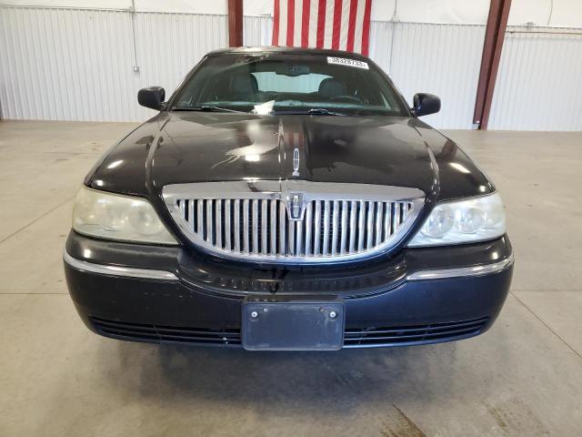 1LNHM81W64Y688534 - 2004 LINCOLN TOWN CAR EXECUTIVE BLACK photo 5