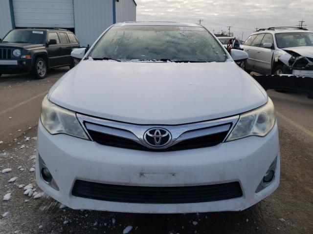 4T1BF1FK2CU510025 - 2012 TOYOTA CAMRY BASE WHITE photo 5