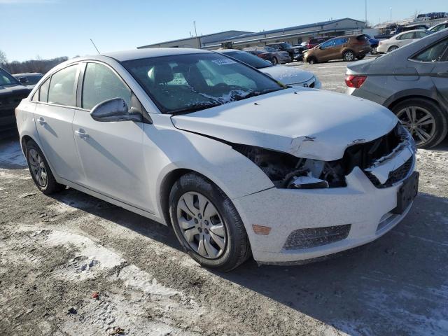 1G1PA5SH1D7285986 - 2013 CHEVROLET CRUZE LS WHITE photo 4