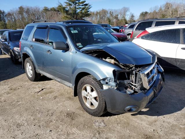 1FMCU9D71BKC15662 - 2011 FORD ESCAPE XLT BLUE photo 4