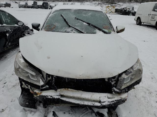 1HGCR2F30GA153600 - 2016 HONDA ACCORD LX WHITE photo 5