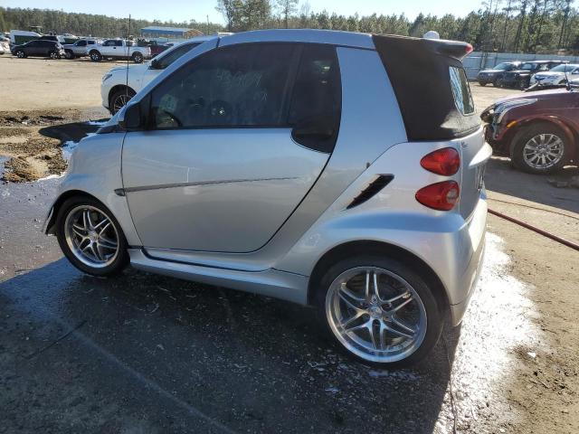 WMEEK31X49K271451 - 2009 SMART FORTWO PASSION WHITE photo 2